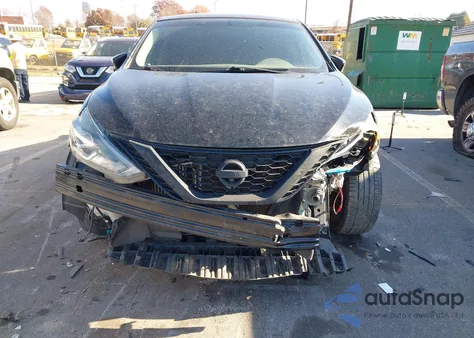 2017 Nissan Sentra Sr Turbo z USA, uszkodzony, nr VIN 3N1CB7AP2HY276924